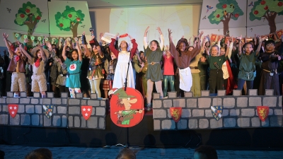 BSD Lower Primary Performance: Robin and the Sherwood Hoodies