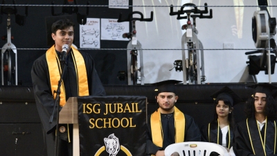 ISG Jubail Celebrates Senior Class with March and Assembly